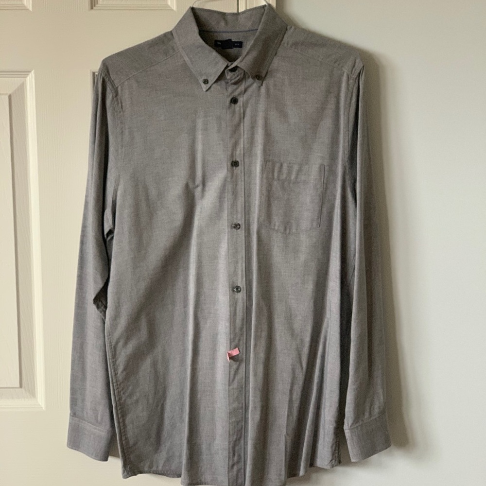 Gap button down shirt size L